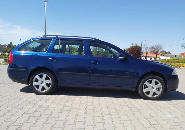 Skoda Octavia cena 17900 przebieg: 218000, rok produkcji 2007 z Kielce małe 562